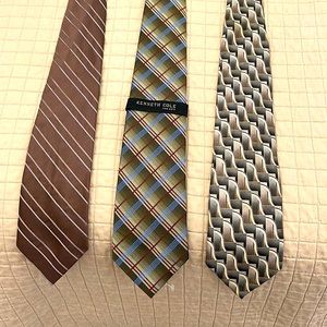 Three pack men’s ties